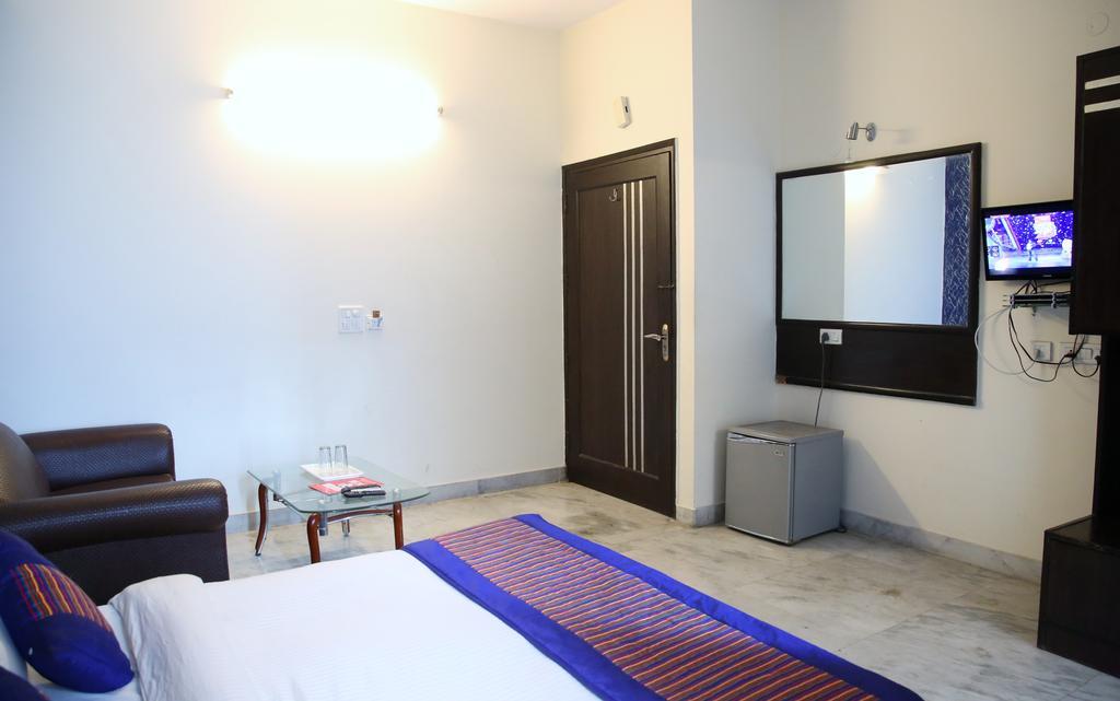 Hotel Mandakini Palace Delhi  Habitación foto