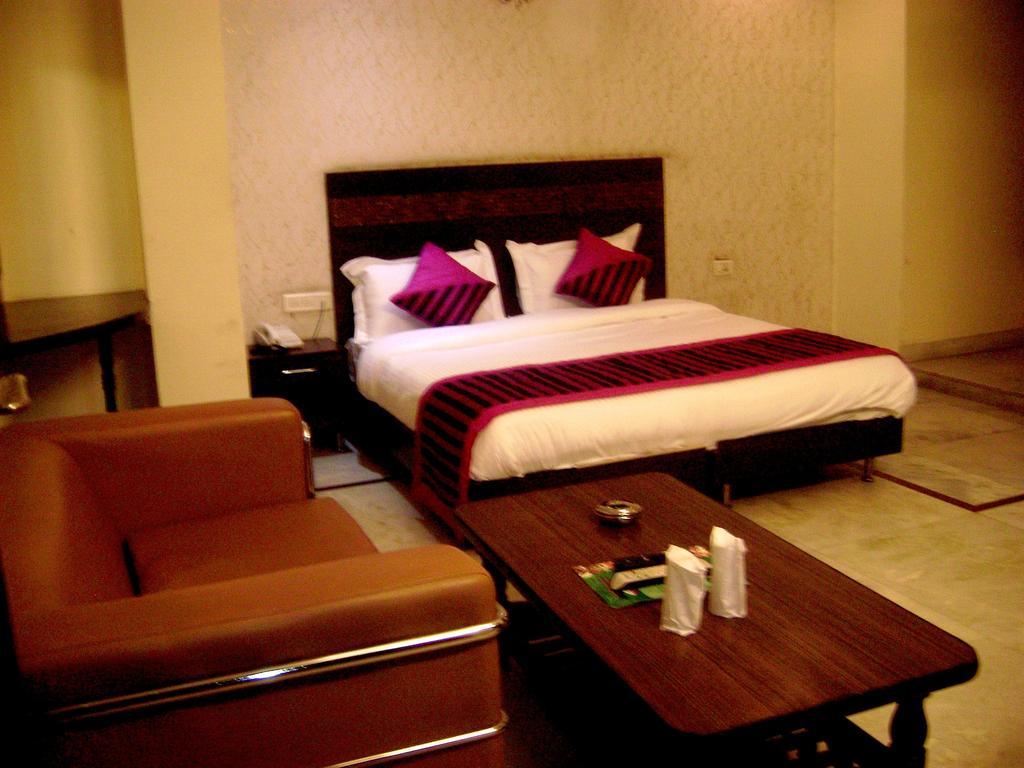 Hotel Mandakini Palace Delhi  Habitación foto